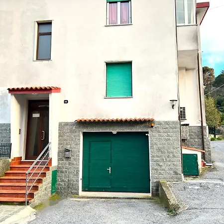 House Nonna Angela Apartamento Spotorno